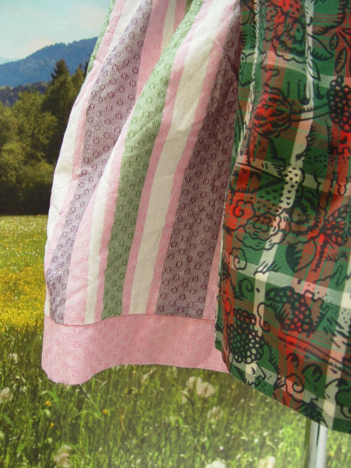 CHIEMSEER mit weiten Puffärmeln original Vintage Dirndl mit Dirndlschürze Gr.38