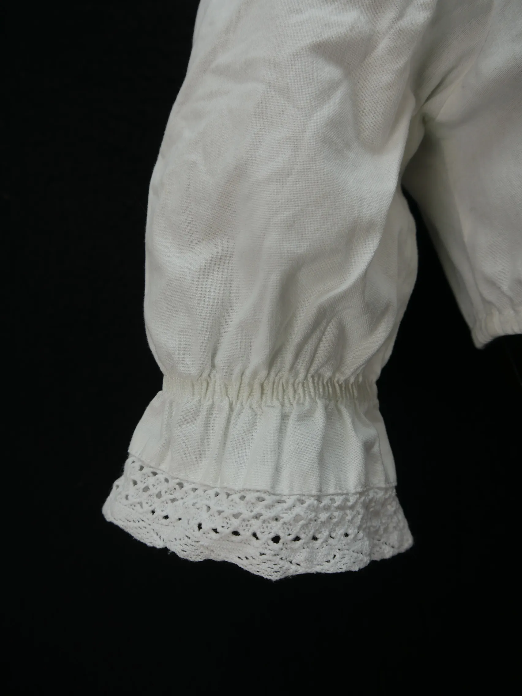 Gr.34 Dirndlbluse schlicht mit Spitze Bluse für Dirndl Trachtenbluse B7873