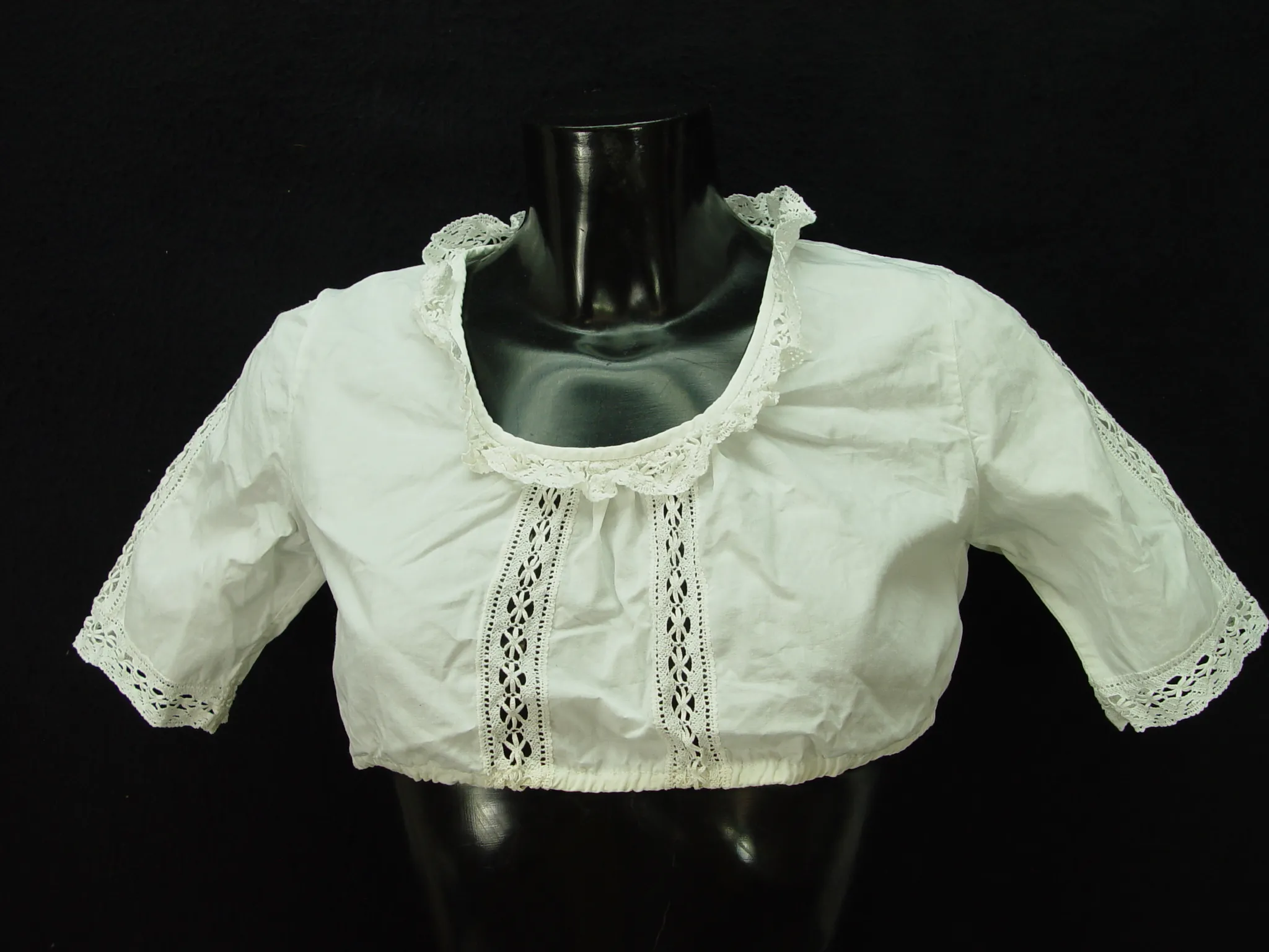 Gr.38 Dirndlbluse Bluse für Dirndl mit rundem Ausschnitt Trachtenbluse B4690