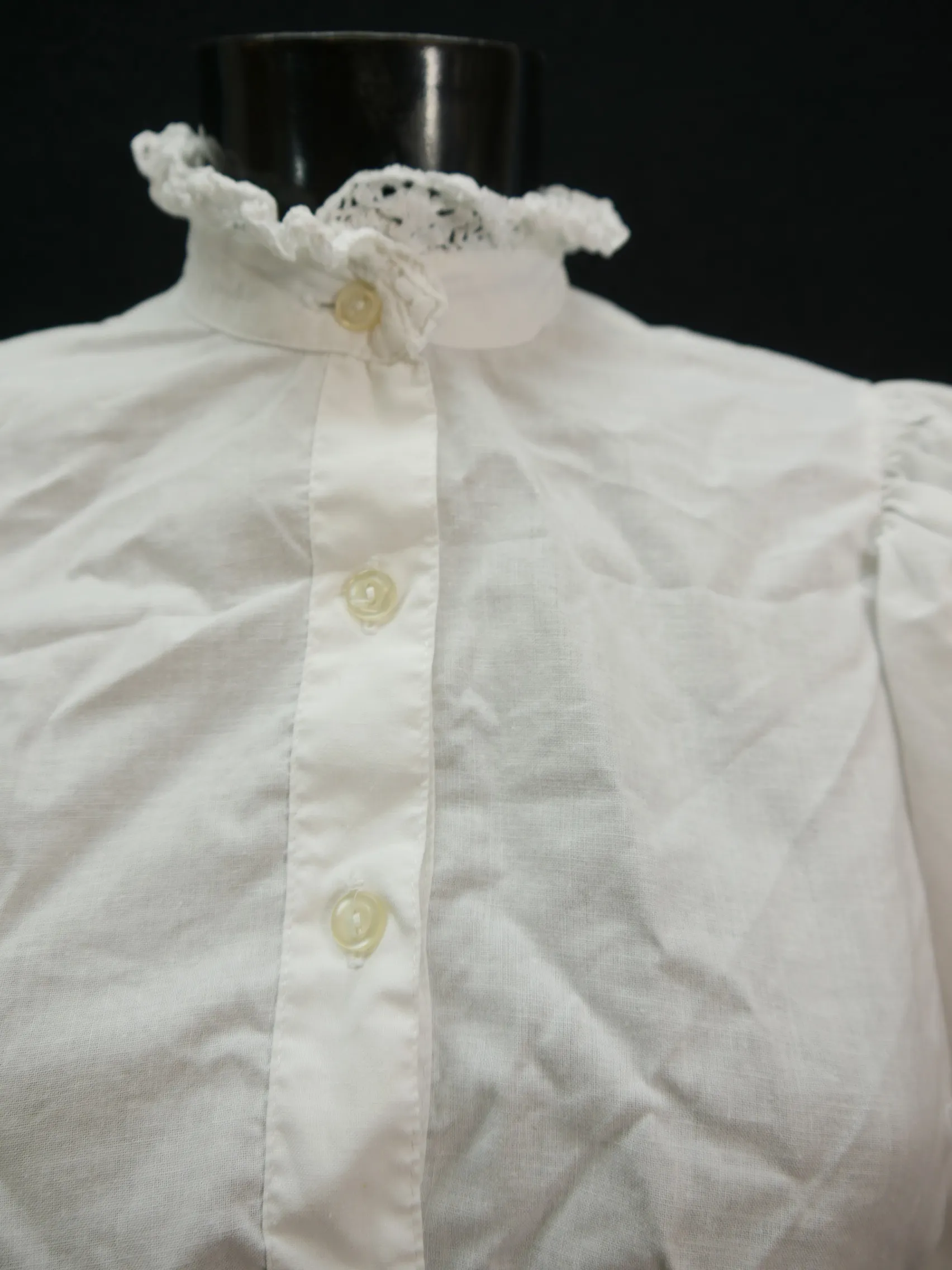 Gr.40 Dirndlbluse süße Bluse für Dirndl Baumwollmischung mit Spitze B9184