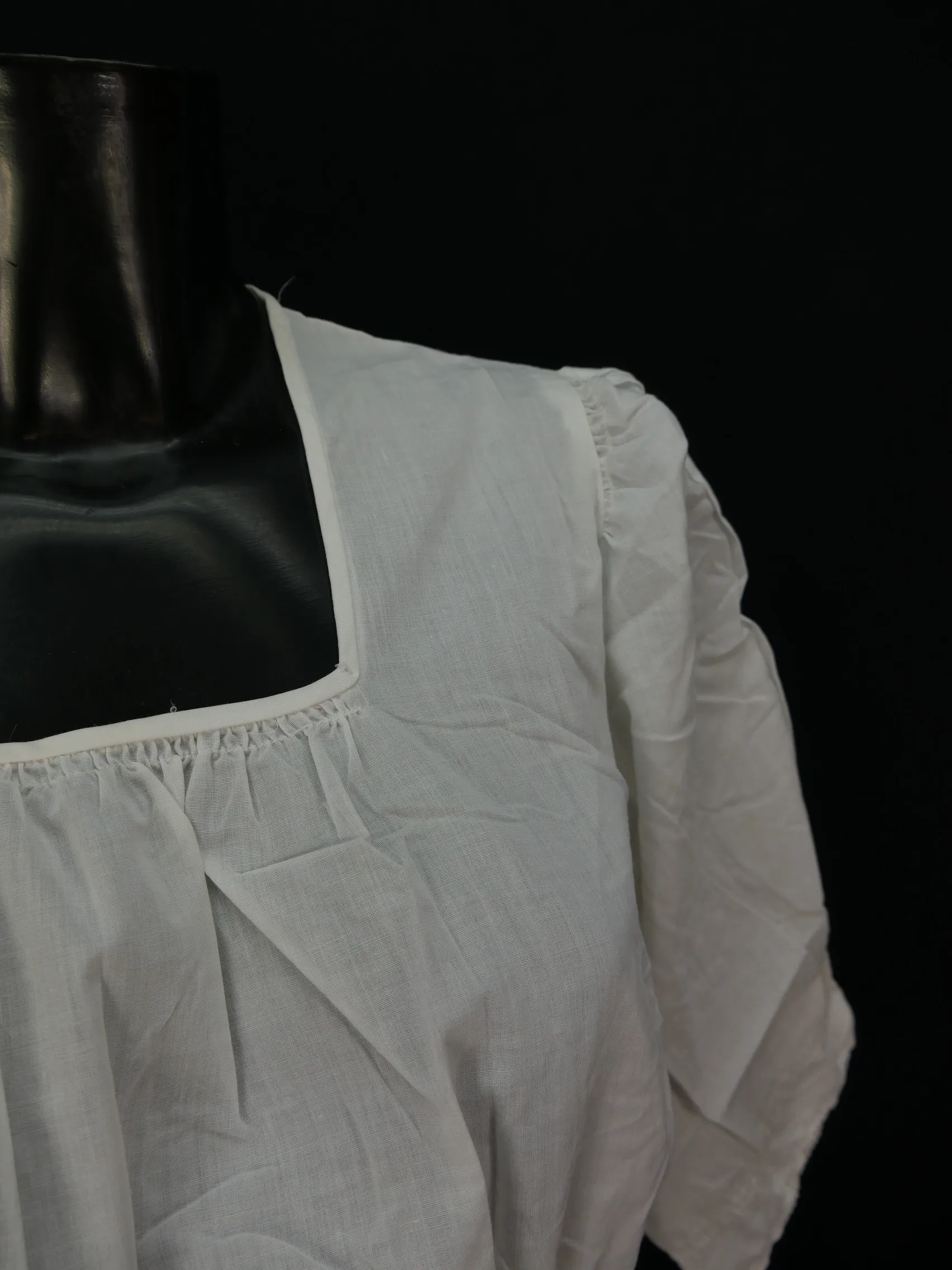 Gr.42 Dirndlbluse tolle Spitze Bluse für Dirndl Hirschberg Trachtenbluse B7816