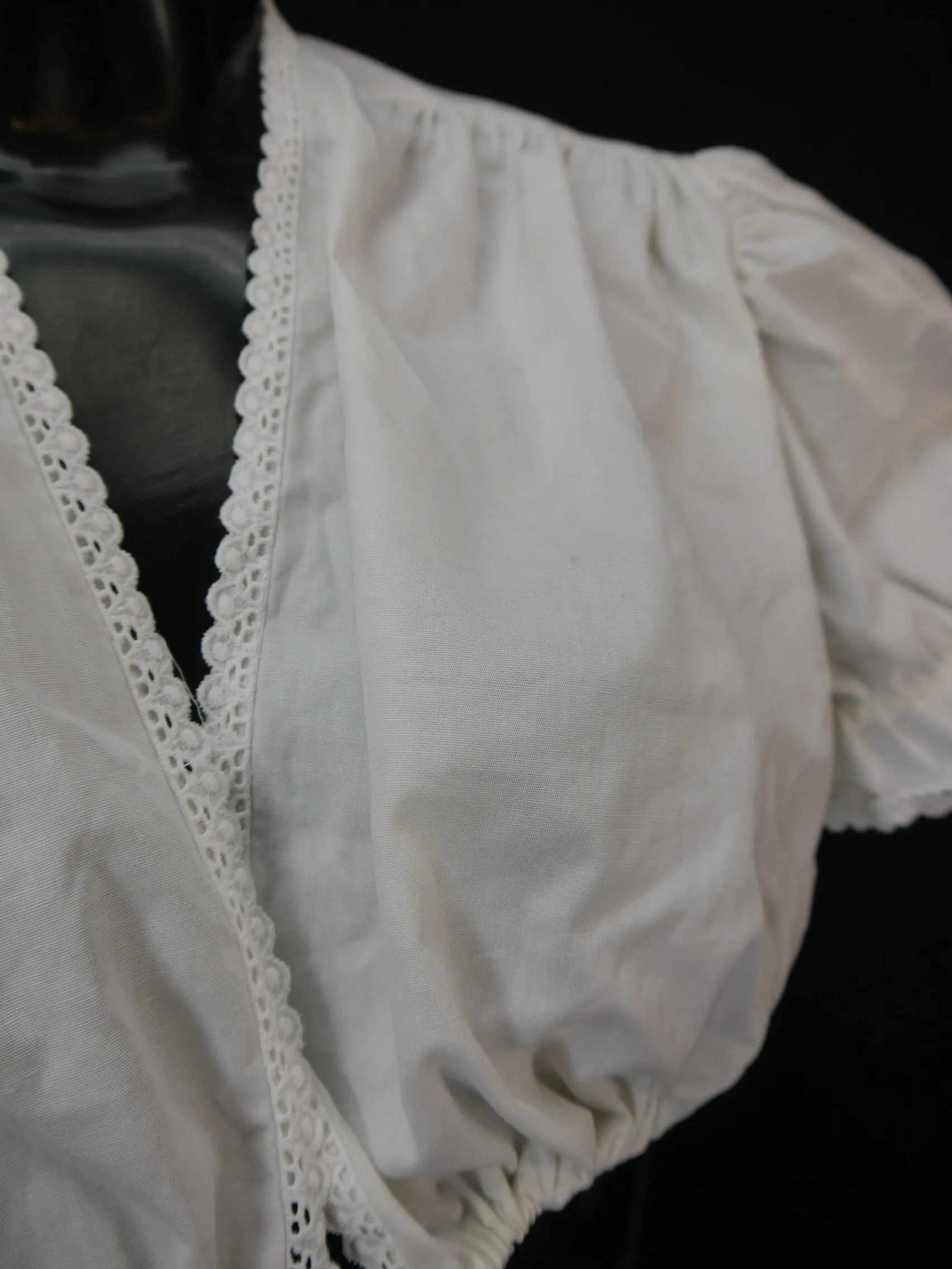 Gr.46 Dirndlbluse weiß Bluse für Dirndl Baumwolle mit Spitze B10082