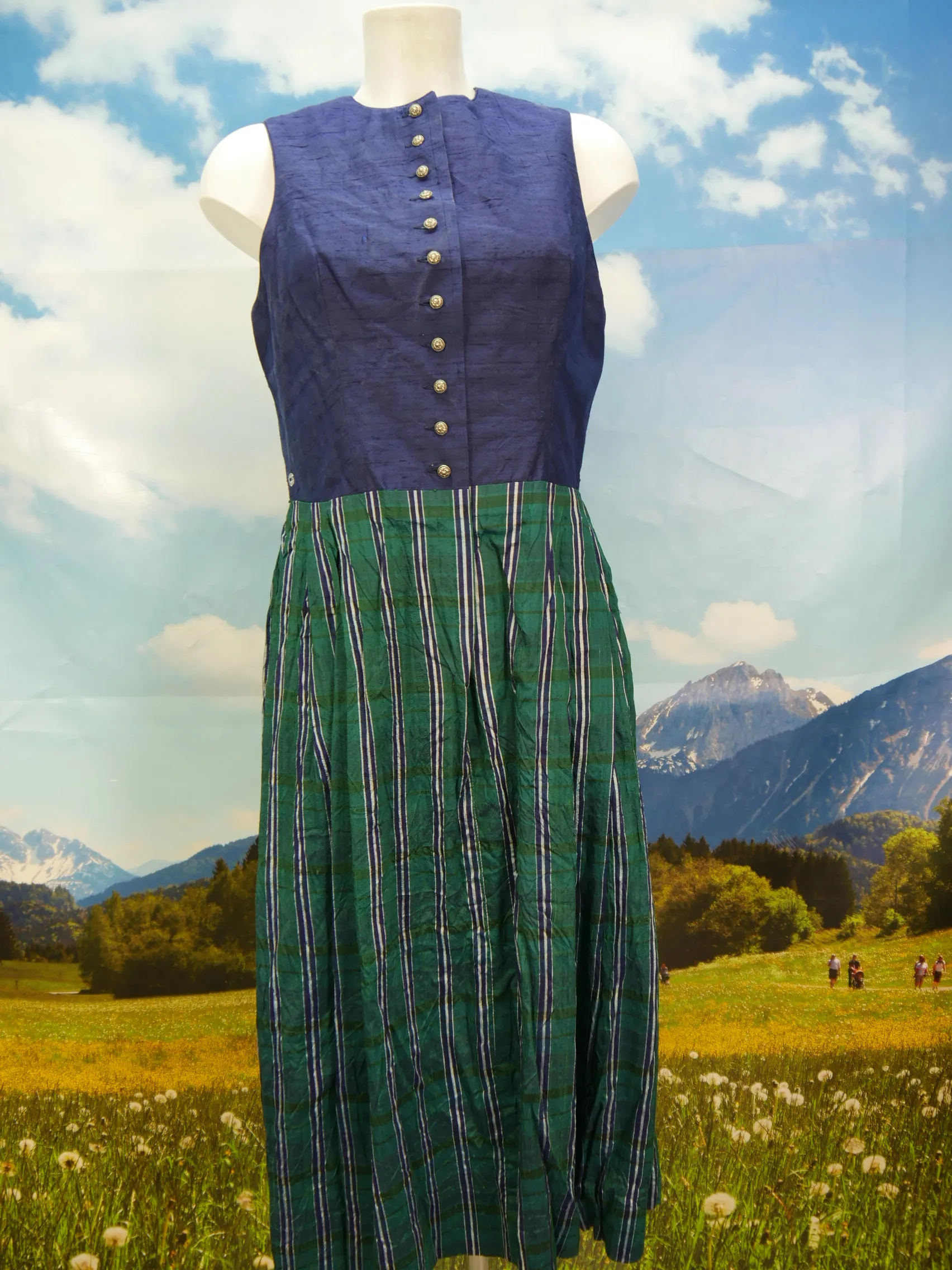 Original Alphorn Seide blau fesches feines Dirndl mit Schürze Gr.40