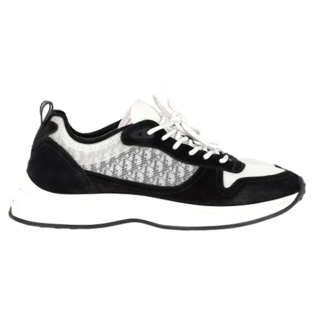 Pre-owned Wildleder sneakers