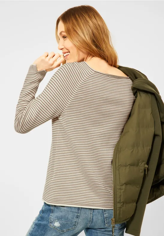 Pullover mit Struktur